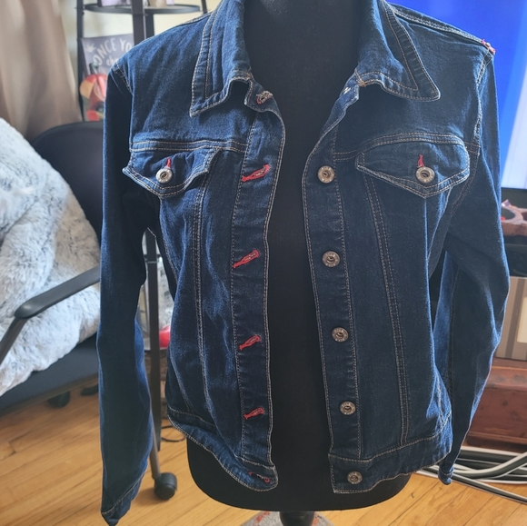 Vintage Echo Dark jean jacket w/ rhino on the back - Picture 11 of 11